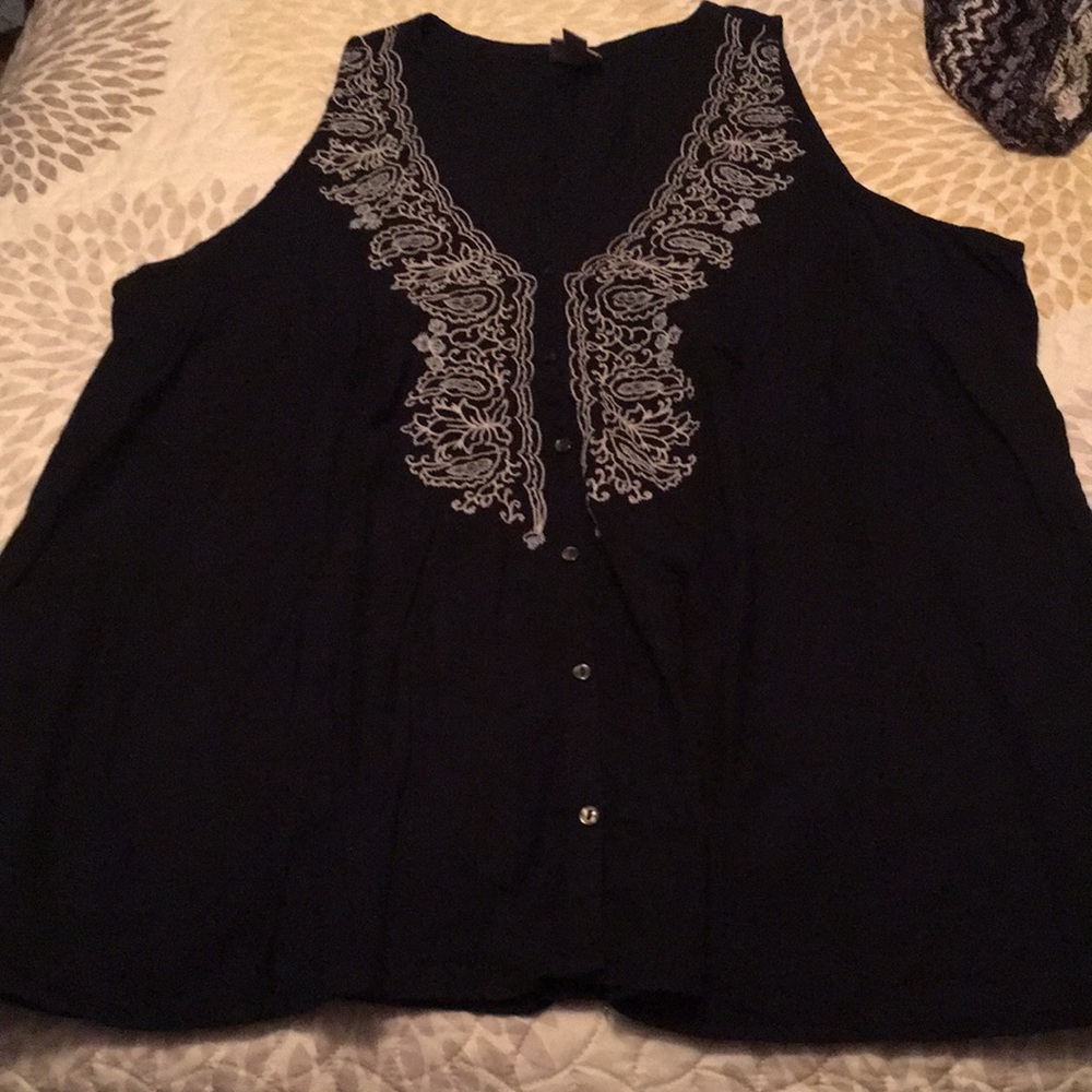 Converse Navy blue sleeveless top